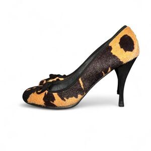 Stuart Weitzman Women’s Calf Hair Cow Print Pumps Heels Size 7